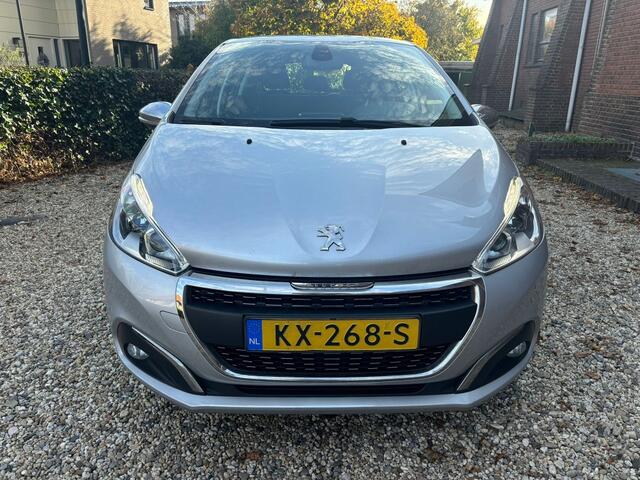 Peugeot 208 1.6 B.HDi Parkeersensoren Euro 6 Lage km