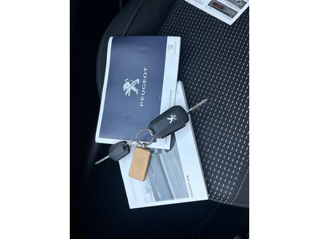 Peugeot 208 1.6 B.HDi Parkeersensoren Euro 6 Lage km