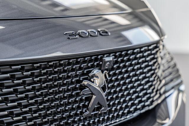 Peugeot 3008 1.6 HYbrid 225 GT / Black Pack / Schuif-/kanteldak / HiFi Audio / Stoel massage & verwarming