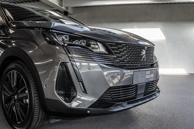 Peugeot 3008 1.6 HYbrid 225 GT / Black Pack / Schuif-/kanteldak / HiFi Audio / Stoel massage & verwarming
