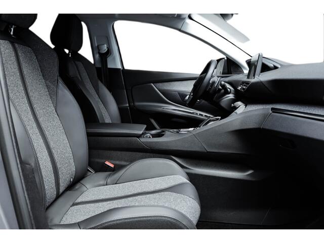 Peugeot 3008 1.2 PureTech Allure Keyless l Camera l Blindspot l Navi