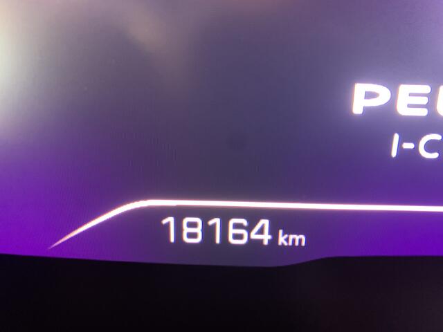 Peugeot 3008 1.2 PureTech GT 130 PK EAT8 BLACK PACK NAVIGATIE-NIGHT VISION-PACK CITY-AUTOMATISCHE ACHTERKLEP