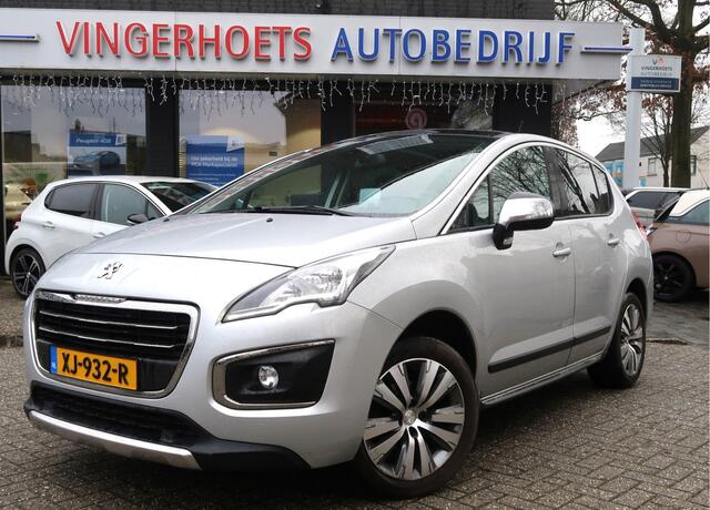 Peugeot 3008 130 Pk Benzine * Hele Luxe Allure * TOPONDERHOUDEN !!! * Panoramadak * Trekhaak * Zwart Lederen Bekleding * Stoelverwarming * Navigatie * Achteruitrij Camera * Head Up Display *