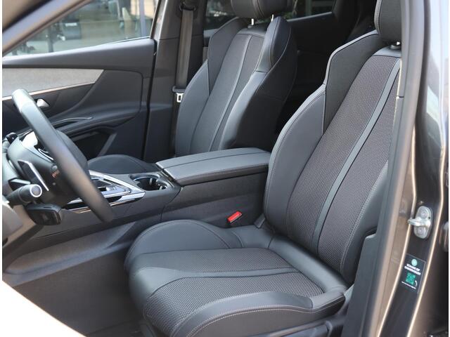 Peugeot 3008 1.6 HYbrid4 300PK GT | AppleCarPlay/AndroidAuto | Camera | Climate Control | Schuifdak | Adaptive Cruise Control | Virt.Cockpit | Halfleer |