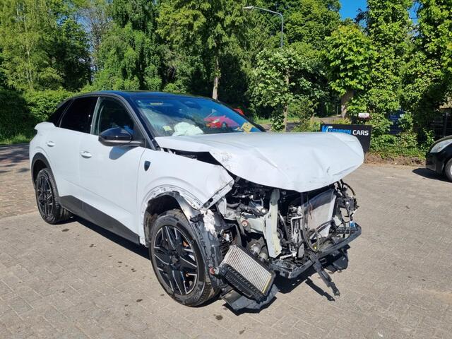 Peugeot 3008 1.2 Hybrid 136 GT
