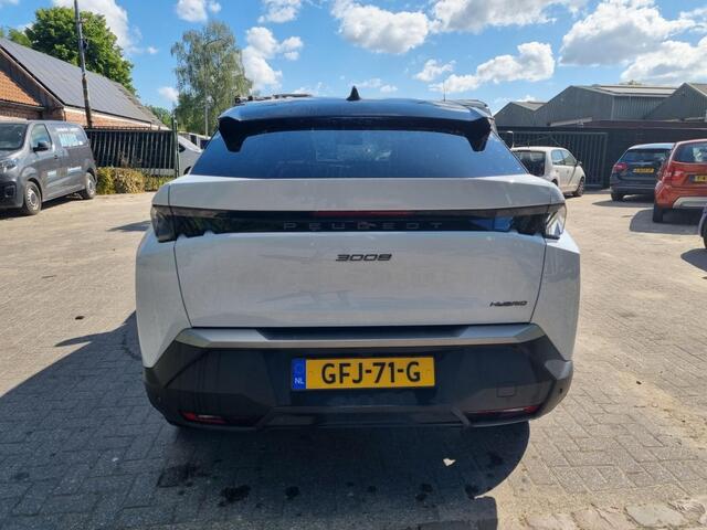 Peugeot 3008 1.2 Hybrid 136 GT