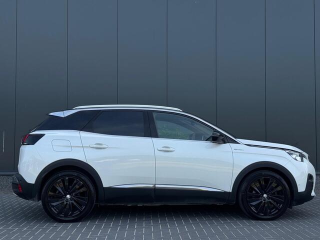 Peugeot 3008 1.6 HYbrid4 300 GT FULL PANO NAVI CLIMATE CAMERA SPORTVELGEN