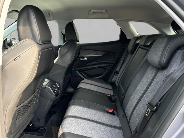 Peugeot 3008 1.2 PureTech Première AUTOMAAT / NAVI / CAMERA