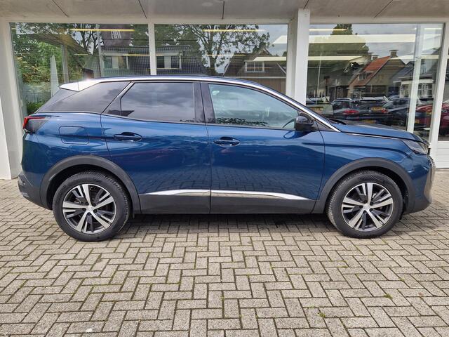 Peugeot 3008 1.2 PureTech Allure Pack | Navigatie | Climate & Cruise Control | Achteruitrijd Camera | AppleCarplay/Androidauto |