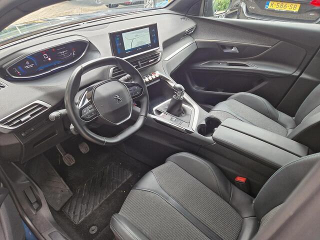 Peugeot 3008 1.2 PureTech Allure Pack | Navigatie | Climate & Cruise Control | Achteruitrijd Camera | AppleCarplay/Androidauto |