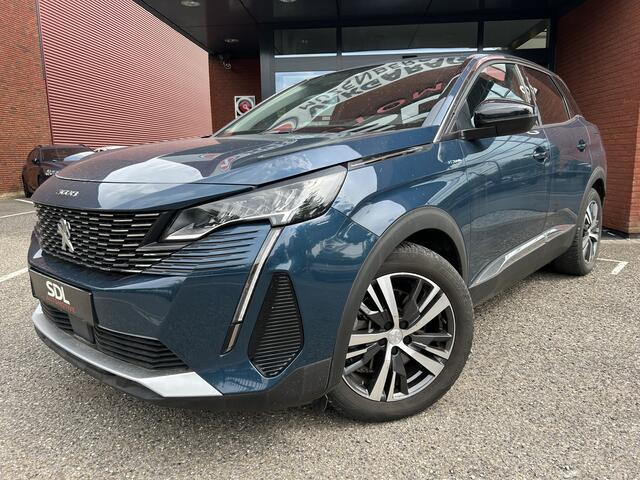 Peugeot 3008 1.6 HYbrid 225 Allure // LED // NAVI + CARPLAY // CAMERA + SENSOREN // STOELVERWARMING
