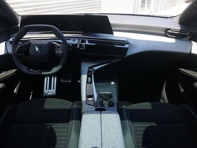 Peugeot 3008 1.6 plug-in Hybrid 195 GT ELEKTRISCHE STOEL- EN ACHTERKLEPBEDIENING | 360° CAMERA | NAVIGATIE & CARPLAY | E.C.C. |