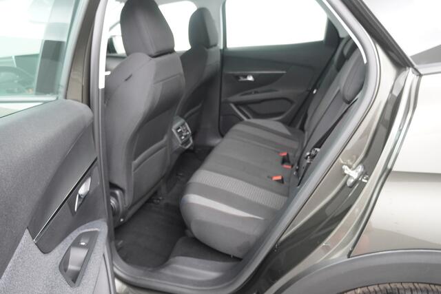 Peugeot 3008 BWJ 2020 1.2 131 PK Blue Lease Executive VIRTUAL COCKPIT / NAVI / CLIMA / CRUISE / BLUETOOTH / APPLE CARP. / ANDROID AUT. / LMV / PDC / LICHT & REGEN SENSOR / MULTIFUNCT. STUUR / ISOFIX / LMV 17 INCH