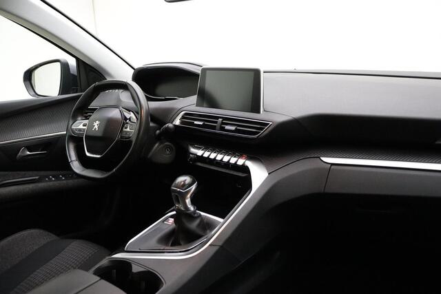 Peugeot 3008 PureTech 130 Blue Lease Executive | Navigatie | Apple Carplay/Android Auto | Trekhaak | Cruise & Climate Control | LM-velgen