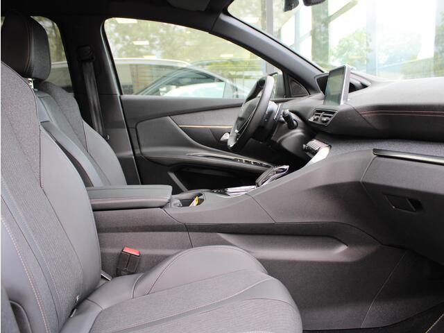 Peugeot 3008 1.6 HYbrid4 300 GT Avantage | Navi / Climate / Cruise