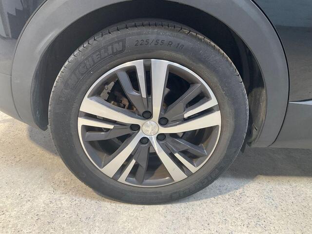 Peugeot 3008 1.6 HYbrid 300 Allure PHEV | 4x4 | Trekhaak | Nappa leder | Stoelverwarming | Achteruitrijcamera | Navigatie