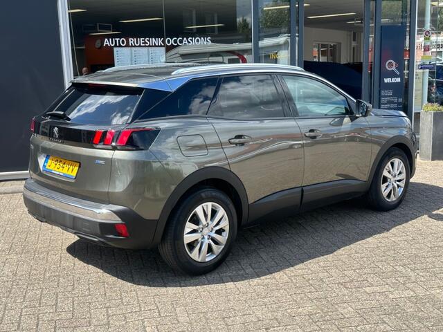 Peugeot 3008 1.2 PURET AGC ALLURE