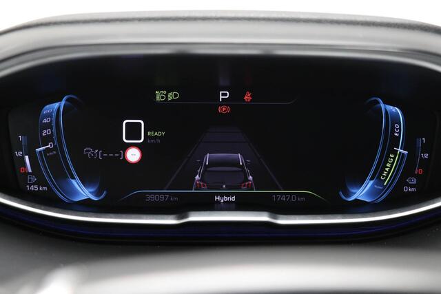 Peugeot 3008 1.6 HYbrid4 300 GT | PANORAMADAK | STOELVERWARMING | DAB | APPLE | CAMERA