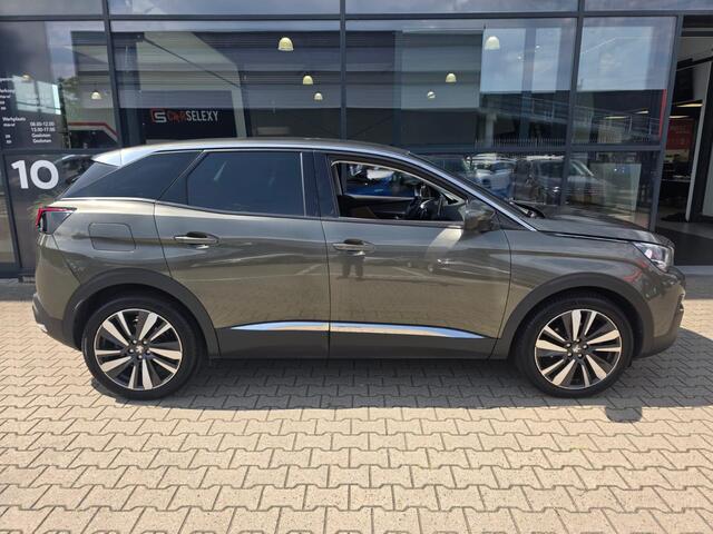 Peugeot 3008 1.6 PureTech Allure *ACC en Trekhaak*