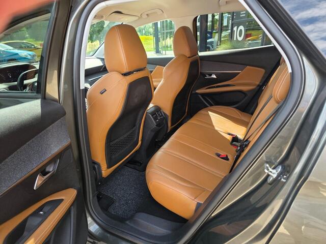 Peugeot 3008 1.6 PureTech Allure *ACC en Trekhaak*