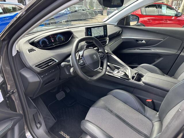 Peugeot 3008 1.6 HYbrid 225 Allure Pack Business Automaat | 1e Eigenaarsauto met slechts 38.250 KM | Navigatie | Camera | Stoelverwarming | Climate Control | Keyless Entry | Cruise Control | LED Verlichting | Hoge Zitpositie | Digitaal Dashboard | Plug-In Hybride |