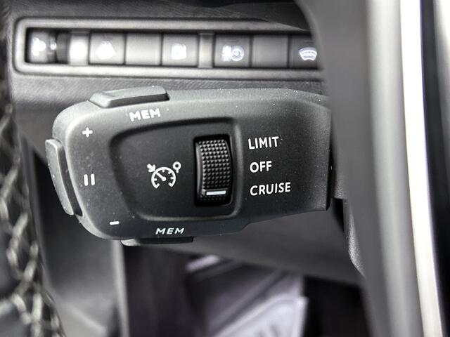 Peugeot 3008 Plug-in Hybride 225pk Automaat Allure | Rijklaar| Panorama dak | elektr achterklep |