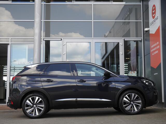 Peugeot 3008 1.2 PureTech Blue Lease Premium | Automaat | Trekhaak | 19 inch lichtmetalen velgen | Elektrisch bedienbare kofferbakklep | Navigatie | Achteruitrijcamera | Draadloze telefoonlader | Keyless entry en start