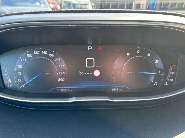 Peugeot 3008 1.2 PURETECH ACTIVE