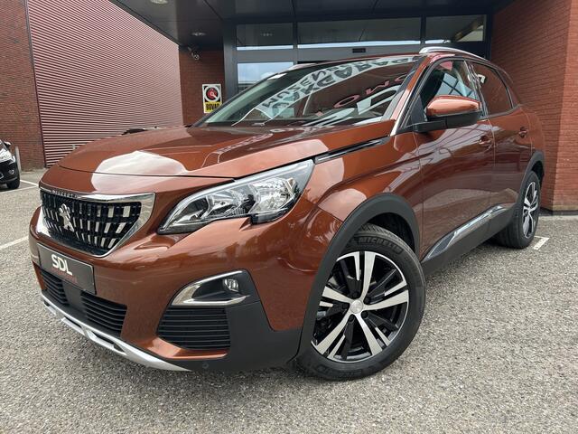 Peugeot 3008 1.2 PureTech Allure // LED // NAVI + CARPLAY // PANO/SCHUIFKANTELDAK // CAMERA // PDC V+A