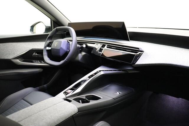Peugeot 3008 e-3008 Allure Avantage 210 73 kWh 100% Elektrisch | Panoramic Navigation Pack | Mirror Screen Apple Carplay | Climate Control | Cruise Control | Camera | Nieuw uit voorraad leverbaar