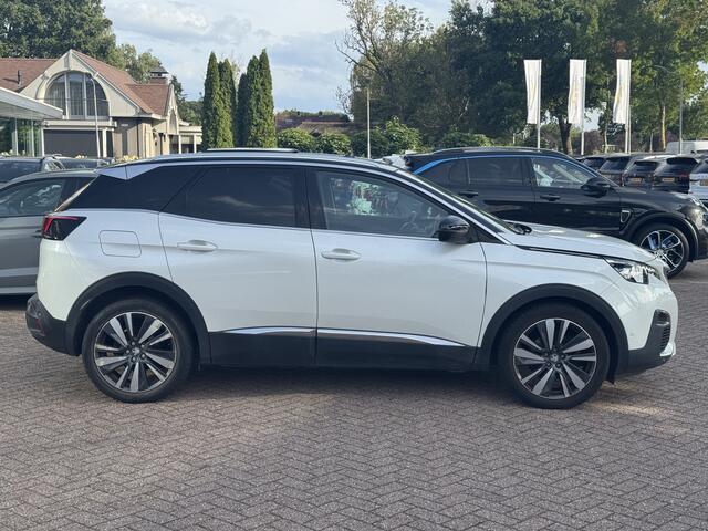 Peugeot 3008 1.2 PureTech GT Line / Panoramadak / Camera / Half leder / 19'' / Navigatie / Elektr. achterklep / Getint glas / Cruise Control