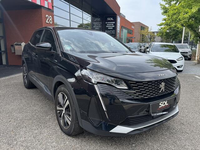 Peugeot 3008 1.6 HYbrid 225 Allure // NAVI // CLIMA // CRUISE // STOELVERWARMING // DAB RADIO //