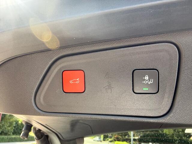 Peugeot 3008 1.6 HYbrid 225 Allure Pack Business 200pk PHEV | Elektrische Achterklep | Stoelverwarming | Dodehoeksensoren