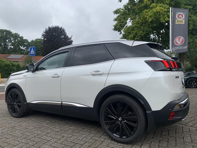 Peugeot 3008 130pk PT GT Line, Navi & CarPlay | Trekhaak