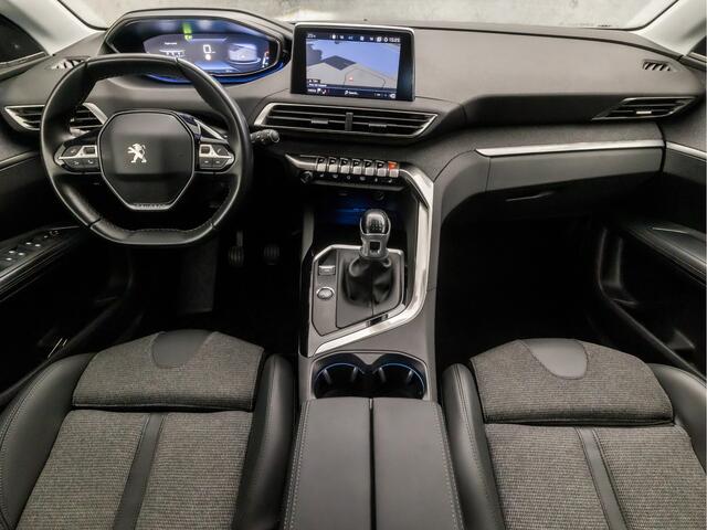 Peugeot 3008 1.2 PureTech Premium Sport (PANORAMADAK, APPLE CARPLAY, MEMORY SEATS, STOELVERWARMING, LEDER, FOCAL AUDIO, SPORTSTOELEN, KEYLESS, LED KOPLAMPEN, GETINT GLAS, NIEUWE APK, NIEUWSTAAT)