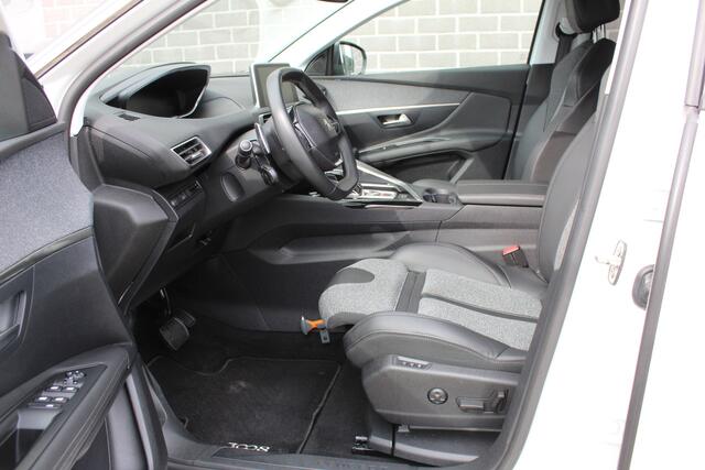Peugeot 3008 1.6 e-THP Allure / Carplay / Camera / N.A.P.