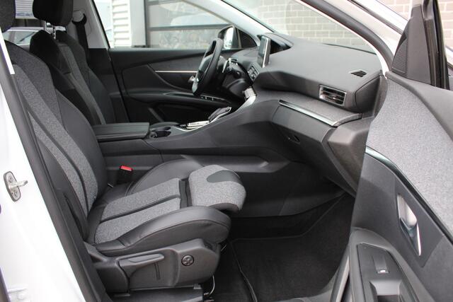 Peugeot 3008 1.6 e-THP Allure / Carplay / Camera / N.A.P.