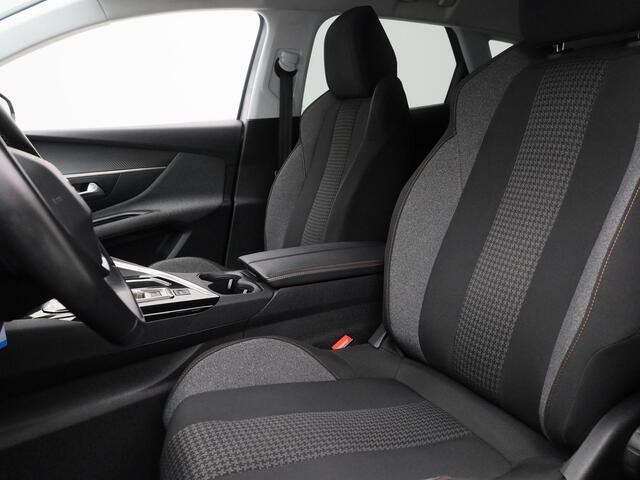 Peugeot 3008 1.2 PureTech 130 PK Automaat Active | NAVI | CARPLAY