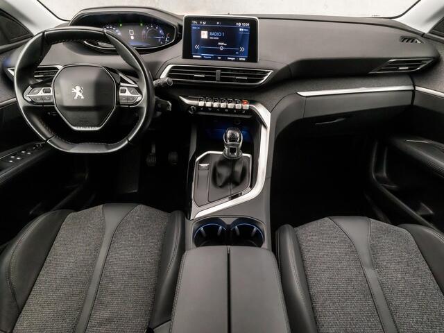 Peugeot 3008 1.2 PureTech GT Sport (APPLE CARPLAY, GROOT NAVI, 360 CAMERA, TREKHAAK, LEDER, STOELVERWARMING, SPORTSTOELEN, GETINT GLAS, LANE ASSIST, CRUISE, NIEUWSTAAT)