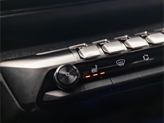 Peugeot 3008 1.2 PureTech GT Sport (APPLE CARPLAY, GROOT NAVI, 360 CAMERA, TREKHAAK, LEDER, STOELVERWARMING, SPORTSTOELEN, GETINT GLAS, LANE ASSIST, CRUISE, NIEUWSTAAT)