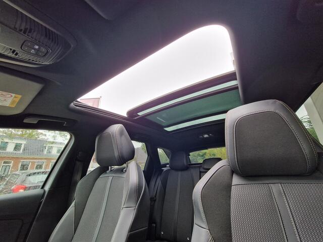 Peugeot 3008 1.2 PureTech GT | Panorama Dak | Elektrische Achterklep | Climate & Adaptive Cruise Control | Navigatie | Stoelverwarming |