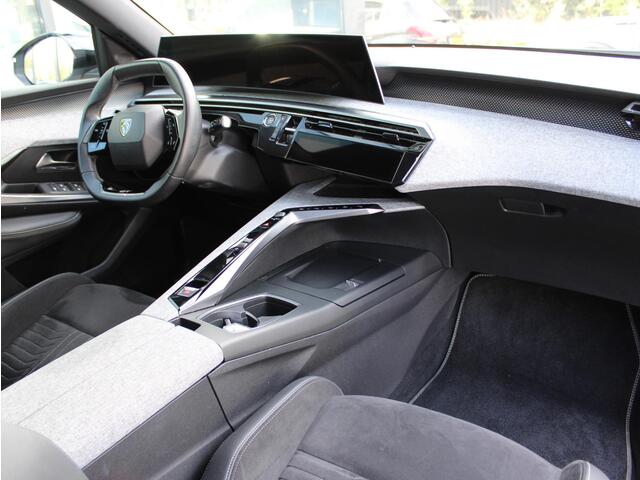 Peugeot 3008 1.2 Hybrid 136 GT Automaat | Navi / Camera / Adap Cruise