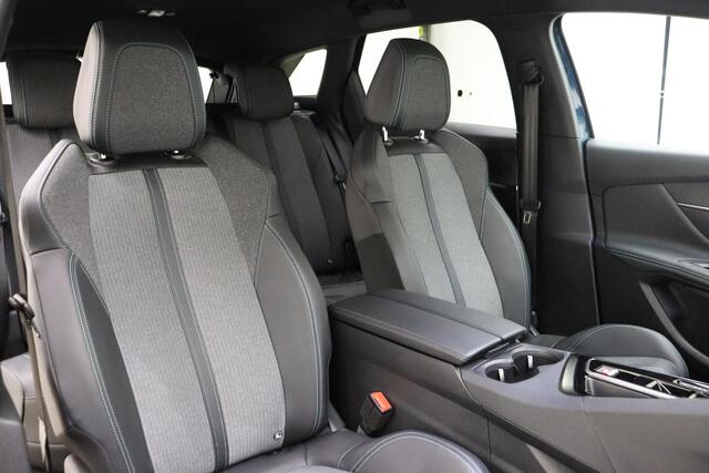 Peugeot 3008 1.6 HYbrid 225 Allure Pack Business | Achteruitrijcamera | Climate & Cruise control | Parkeersensoren V+A | Navigatie |