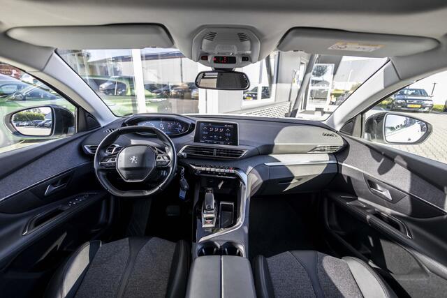 Peugeot 3008 1.2 PureTech Allure | Pano | NL Auto | 19"