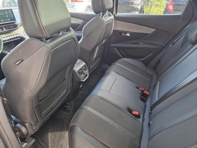 Peugeot 3008 1.6 HYbrid4 300 GT | Airco & Cruise Control | Navigatie | PanoramaDak | Achteruit Rijd Camera |