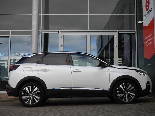 Peugeot 3008 1.2 PureTech GT Line | Achteruitrijcamera | Navigatie | Full led | 19 inch lichtmetalen velgen | Elektrisch te openen kofferbak | Cruise control | Climate control