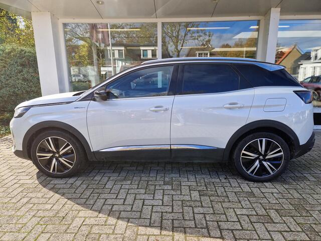 Peugeot 3008 1.6 HYbrid4 300 GT Pack Business | Climate & Adaptive Cruise Control | Stoelverwarming | Parkeersensoren | Camera | AppleCarPlay/AndroidAuto |