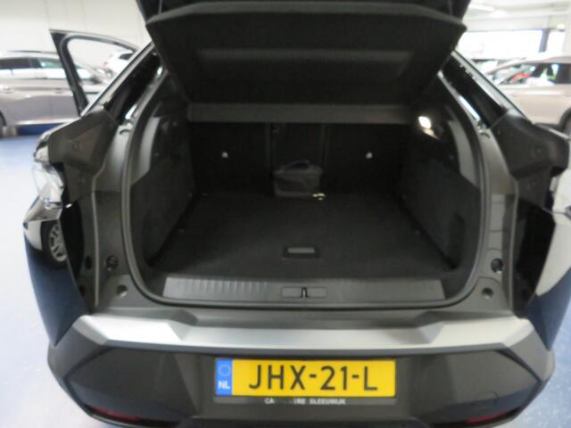 Peugeot 3008 1.2 Hybrid 136 GT