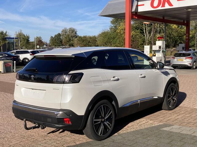 Peugeot 3008 1.6 PureTech GT | Apple carplay/Android auto | Navigatie | Keyless entry | Trekhaak | Stoelverwarming | Camera | Climate controp |Lichtmetalen velgen 18'' |