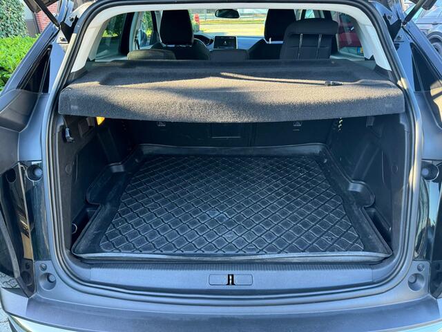 Peugeot 3008 1.2 PureTech Blue Lease Executive virtual cockpit, navi, cruise